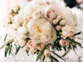 Should You DIY Your Wedding Flowers?